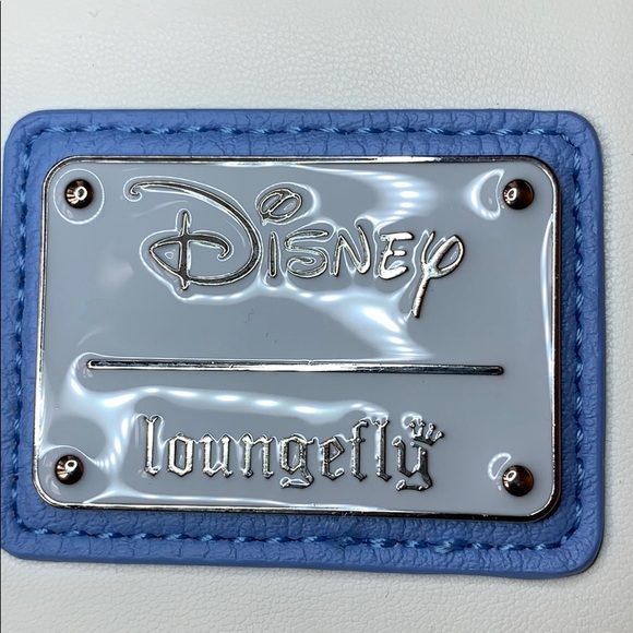 Loungefly Disney Frozen Olaf Flap Wallet - Picture 5 of 13
